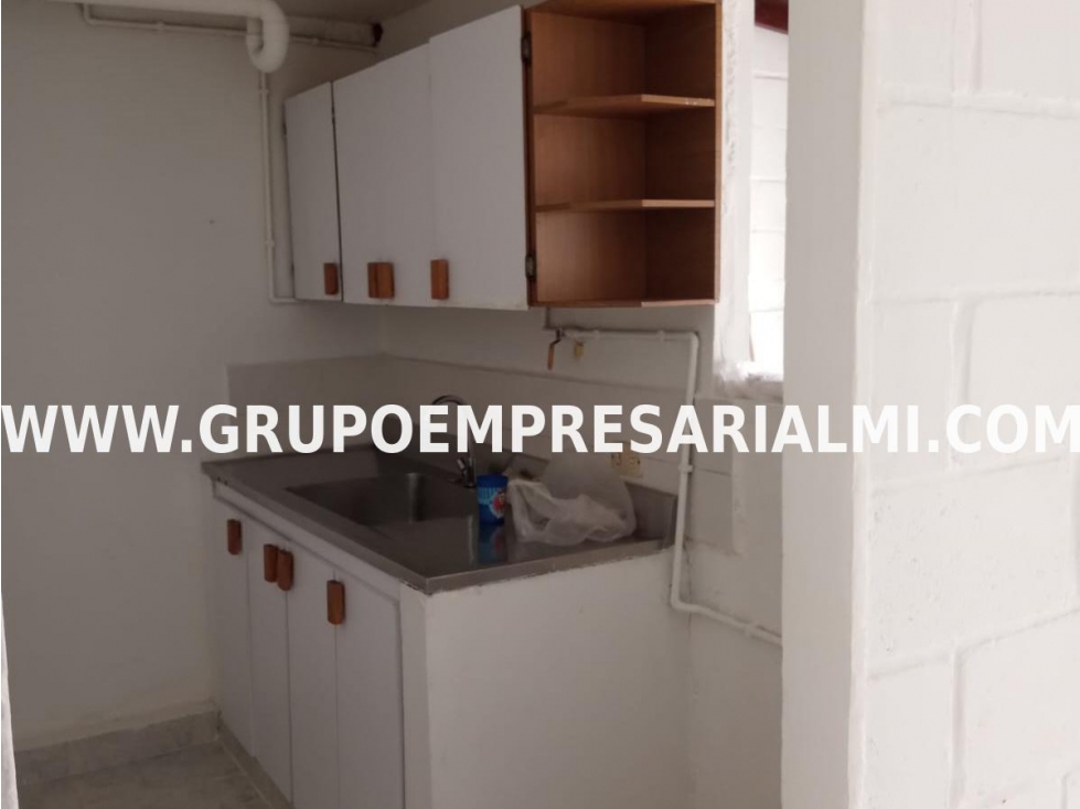 CASA UNIFAMILIAR EN VENTA - SECTOR BALCONES DE SEVILLA COD: 30936 - 4