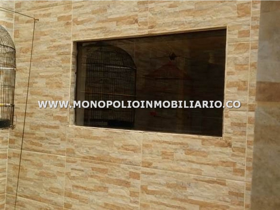 CASA UNIFAMILIAR EN VENTA - SECTOR SAN FERNANDO, AMAGA COD: 24312 - 5
