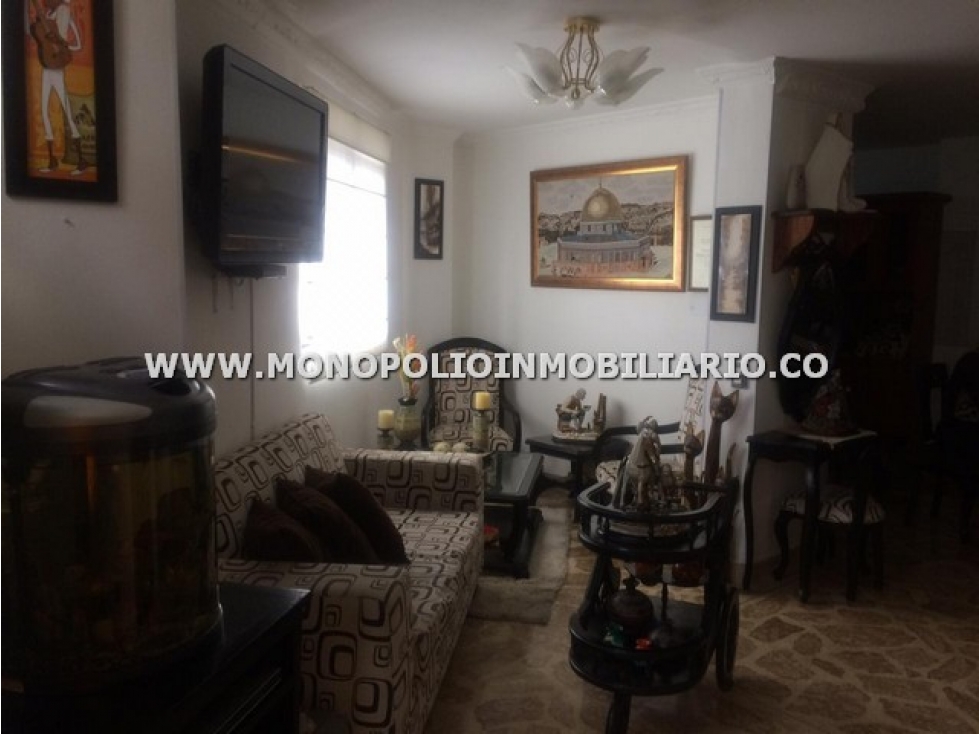 CASA UNIFAMILIAR EN VENTA - SECTOR LA PALMA, BELEN COD: 16963