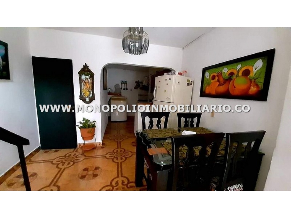 CASA UNIFAMILIAR EN VENTA - SECTOR TOBON QUINTERO COD: 20284 - 1