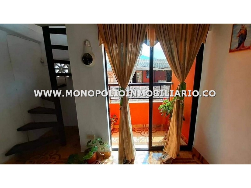 CASA UNIFAMILIAR EN VENTA - SECTOR TOBON QUINTERO COD: 20284 - 5