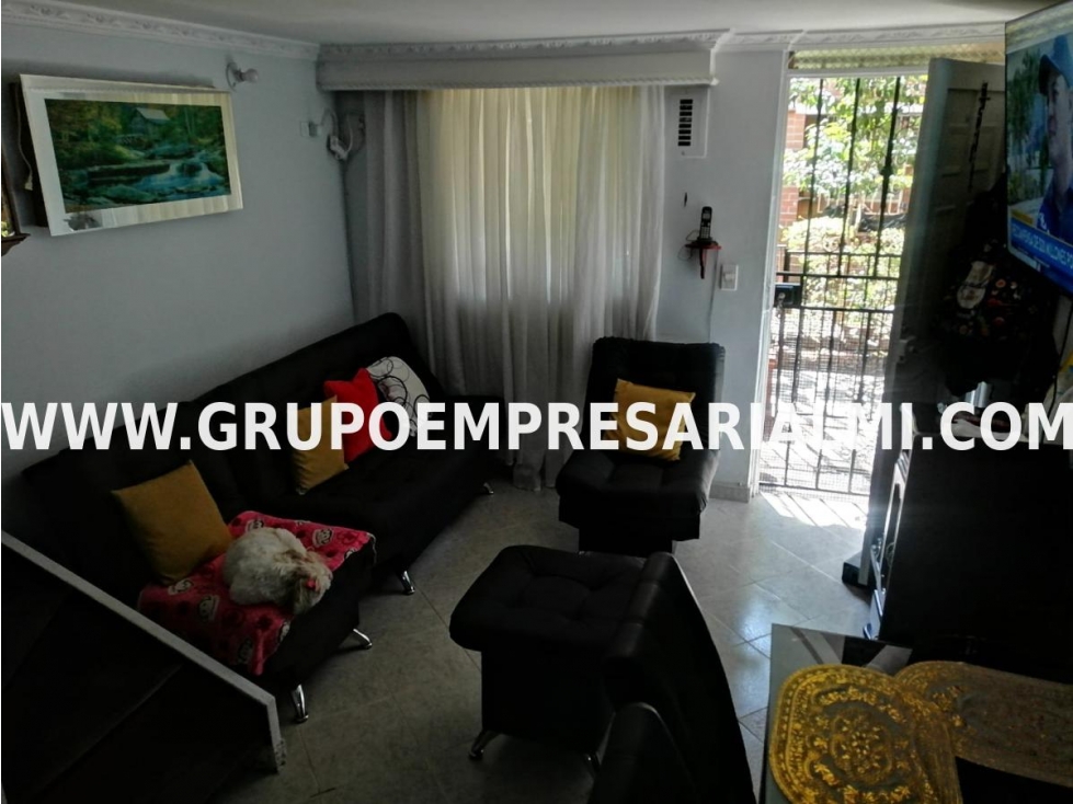 CASA UNIFAMILIAR EN VENTA - SECTOR NIQUIA COD: 29164