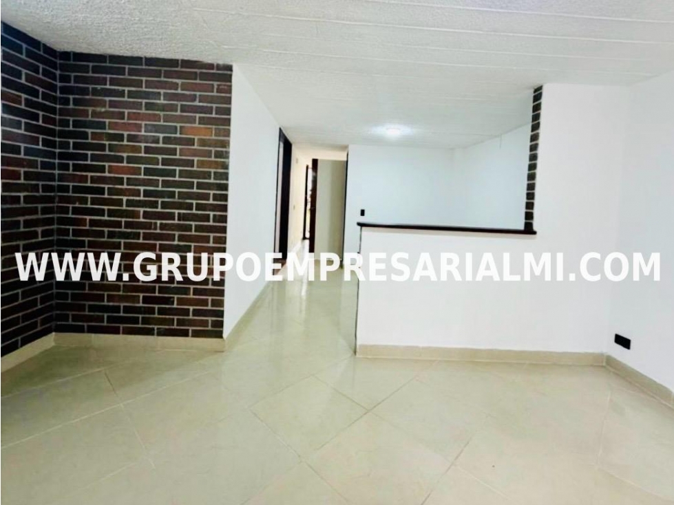 CASA UNIFAMILIAR EN VENTA - SECTOR SURAMERICA COD: 34208 — foto 2