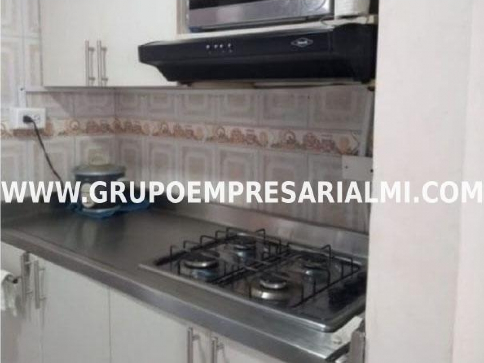 CASA UNIFAMILIAR EN VENTA SECTOR PUEBLO VIEJO LA ESTRELLA COD: 28854 - 2