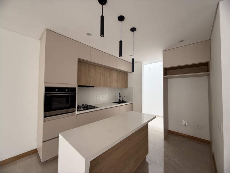 Casa Unifamiliar para estrenar en Urbanización abierta La Ceja