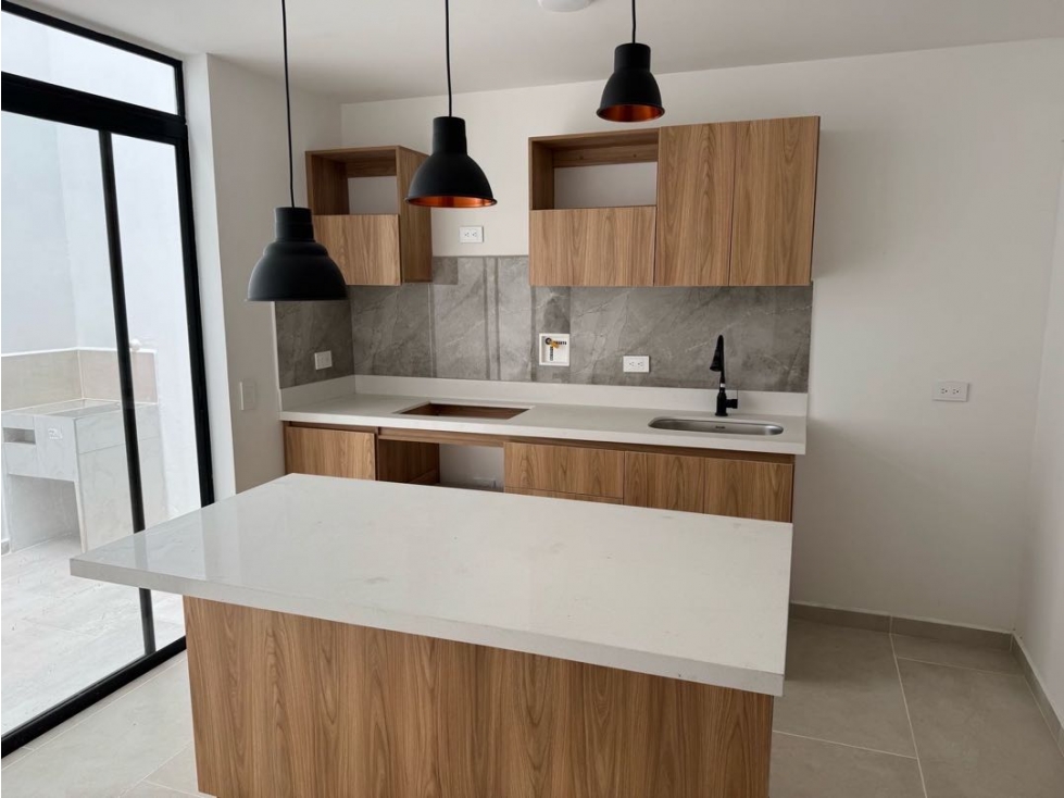 Casa Unifamiliar para estrenar en urbanización abierta La Ceja
