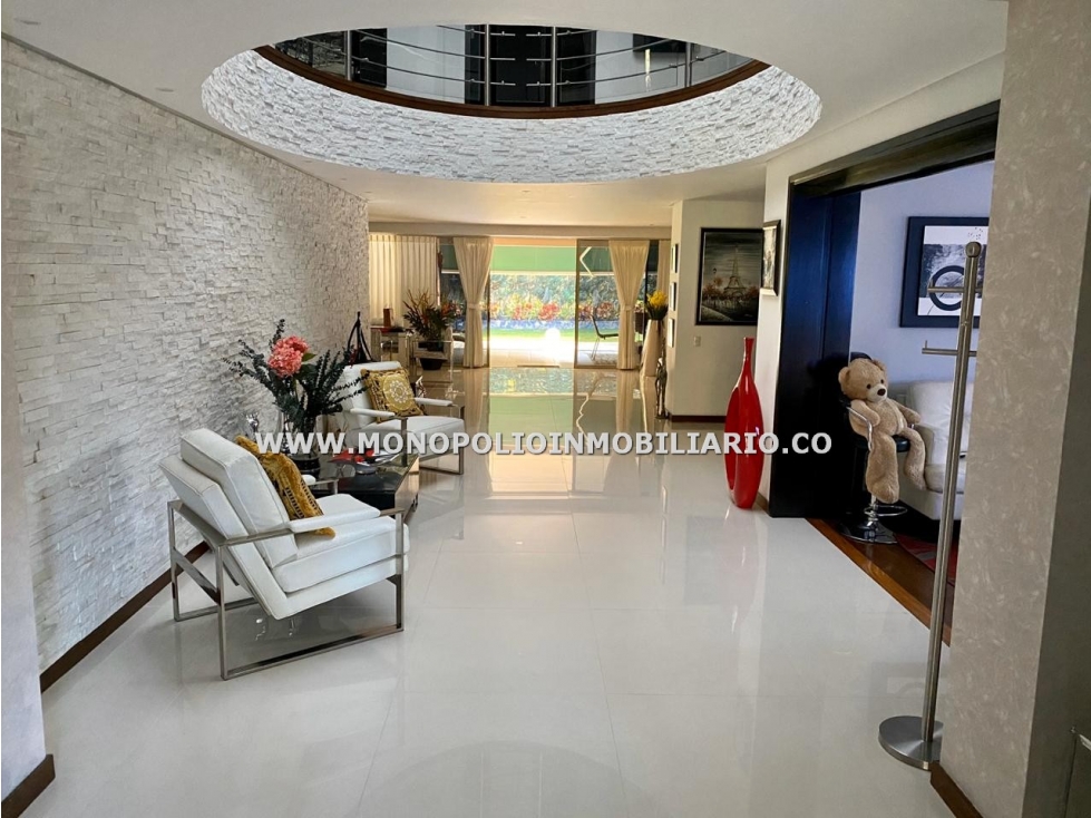 CASA UNIFAMILIR EN VENTA - SECTOR LOS BALSOS, EL POBLADO COD: 23456 - 3