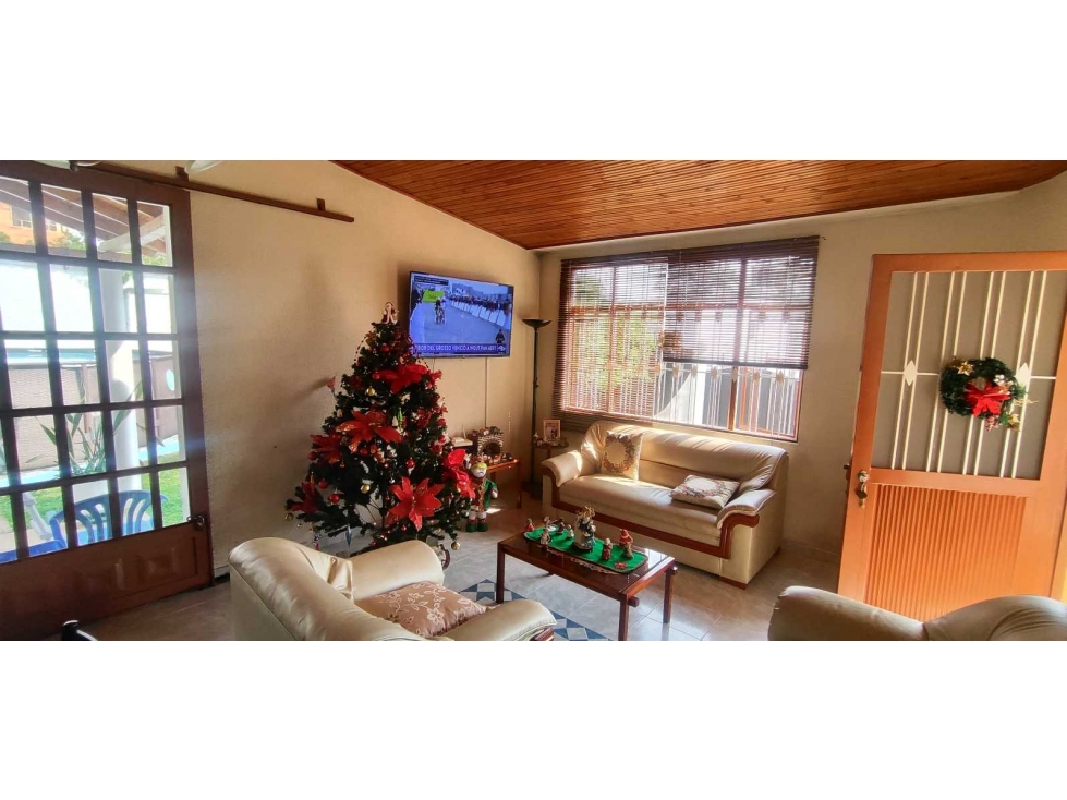 Casa urbana de 437 M2 en 720 mill en #lamesa Cund con zona verde — foto 2