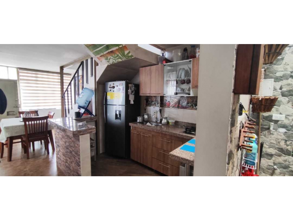 Casa urbana rentable de 196 M2 en 359 mill n La Mesa Cund Colombia — foto 4