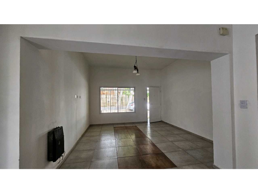 CASA · VENTA · 5 DORMTORIOS ·DRUMMOND MAS DE 600M2 · LUJAN - 6