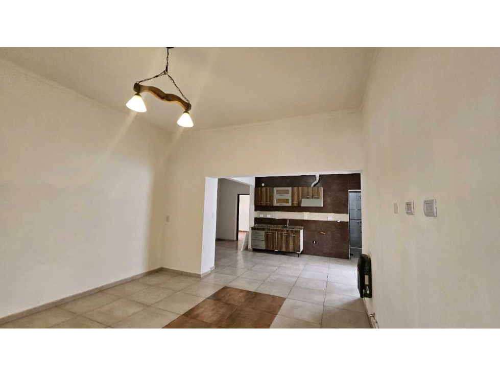 CASA · VENTA · 5 DORMTORIOS ·DRUMMOND MAS DE 600M2 · LUJAN - 2