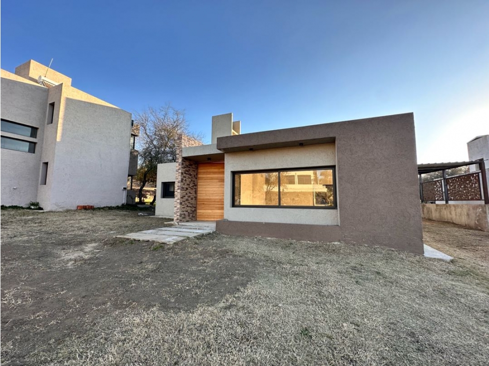 Casa venta a estrenar. Lomas del Rey, san Antonio de Arredondo - 2