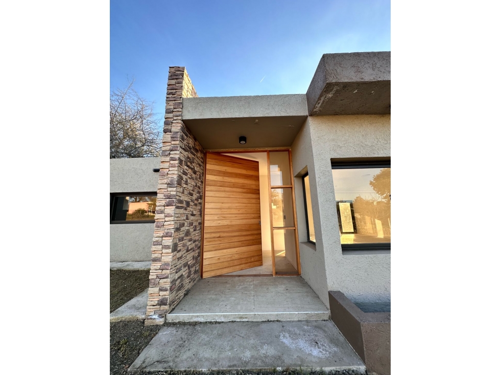 Casa venta a estrenar. Lomas del Rey, san Antonio de Arredondo - 1