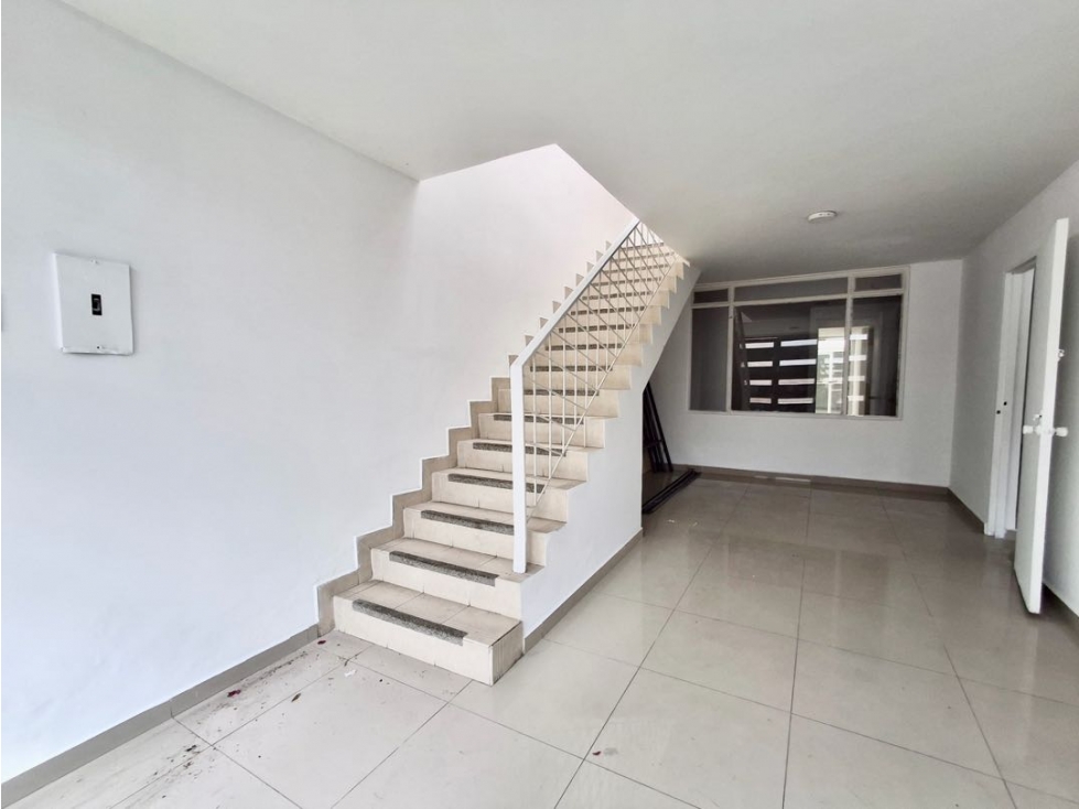 CASA VENTA LA ESMERALDA, BOGOTÁ — foto 2