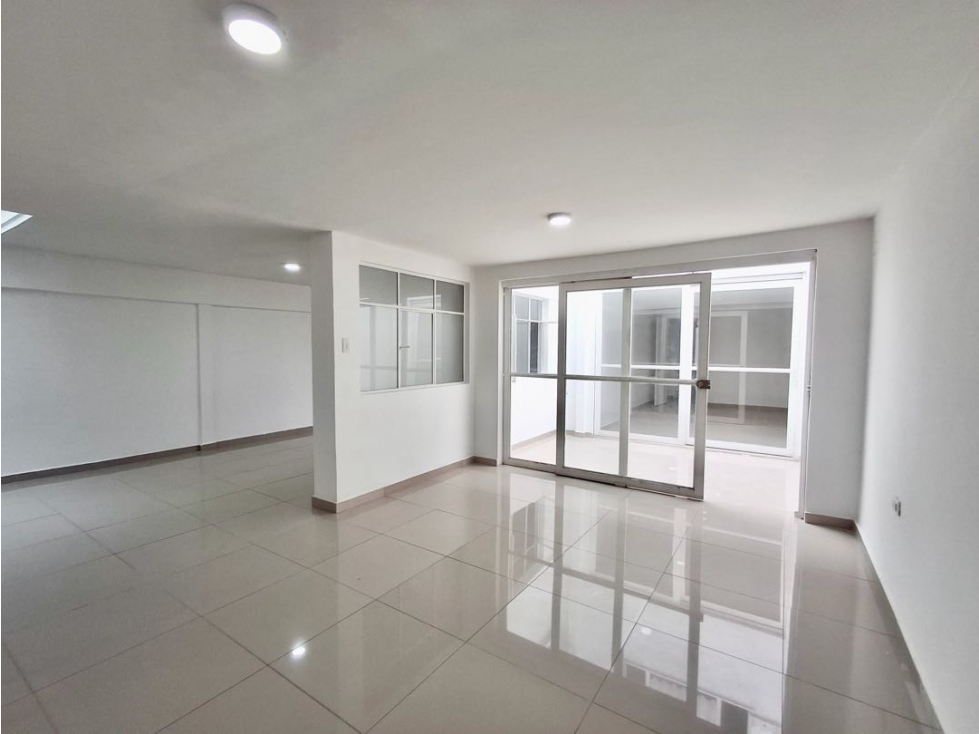 CASA VENTA LA ESMERALDA, BOGOTÁ — foto 4