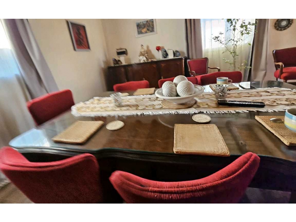 CASA · VENTA · 1.000 m2 TERRENO LAS LOMAS · LUJAN · 3 DOR + DPTO - 3