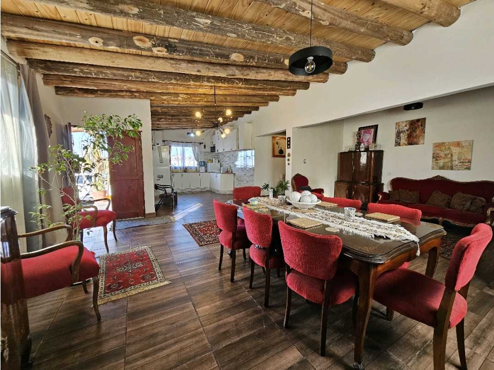 CASA · VENTA · 1.000 m2 TERRENO LAS LOMAS · LUJAN · 3 DOR + DPTO - 5