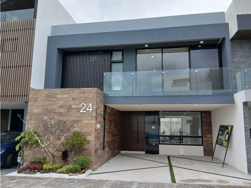 CASA EN VENTA EN LOMAS ANGELOPOLIS CASCATTA, PARQUE SINALOA