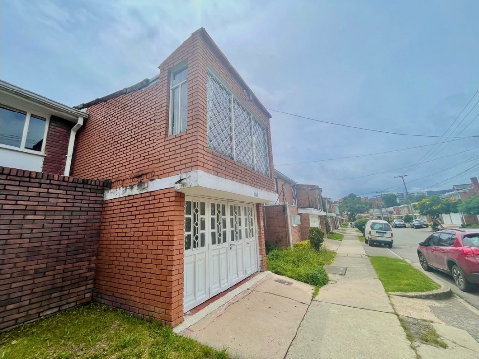 CASA VENTA NIZA DUPLEX, BOGOTA