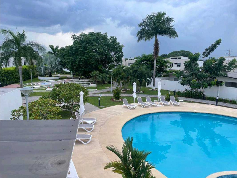 VENTA DE CASA CON 3 REC. PH VILLA SUR