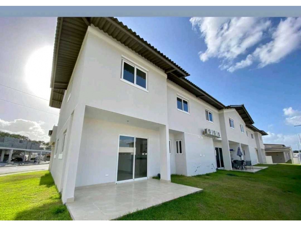 VENTA DE CASA CON 3 REC. PH VILLA SUR - 3