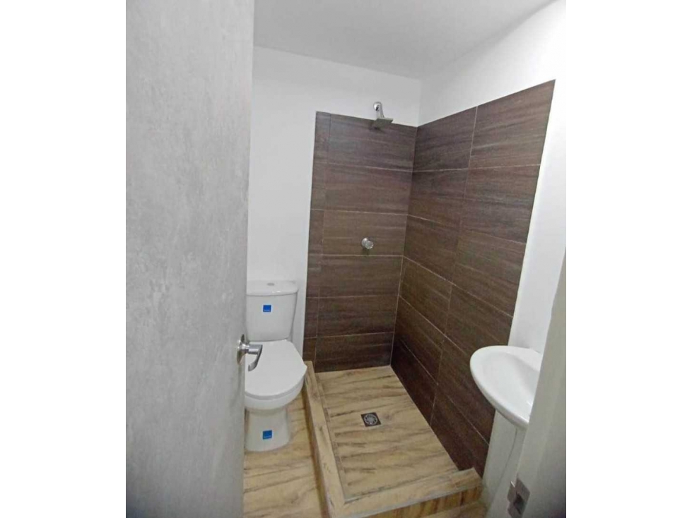 SE VENDE CASA EN DOSQUEBRADAS - 4