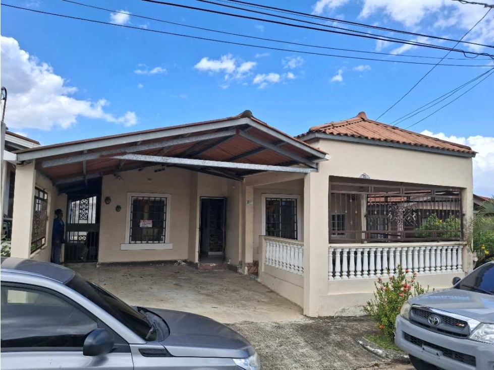 CASA A LA VENTA VILLAS DE MONTELIMAR CHORRERA