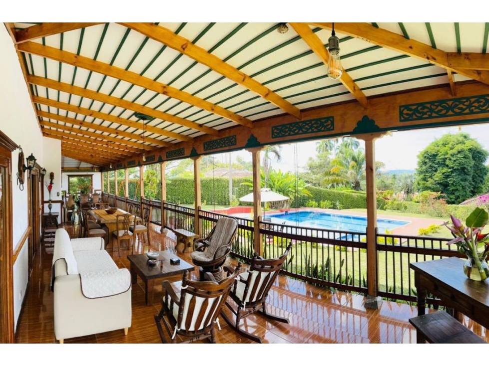 VENDE CASA CAMPESTRE ENTRE EL CAIMO Y LA GLORIETA DEL CLUB CAMPESTRE — foto 3