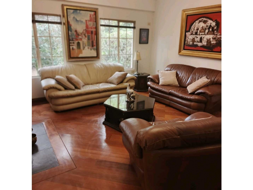 Mansión de Lujo en Venta: Urb. San Patricio, Cumbayá 1600 m2 Terreno