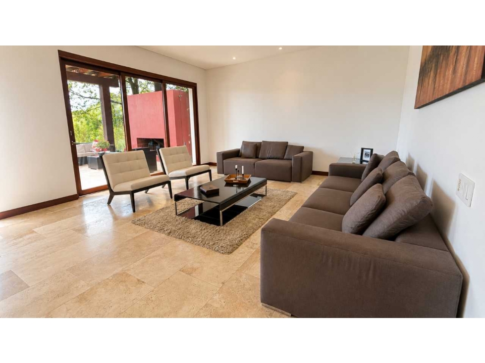 Exclusiva casa semi amoblada en Renta Cumbaya Jardines de Santa Inés - 2