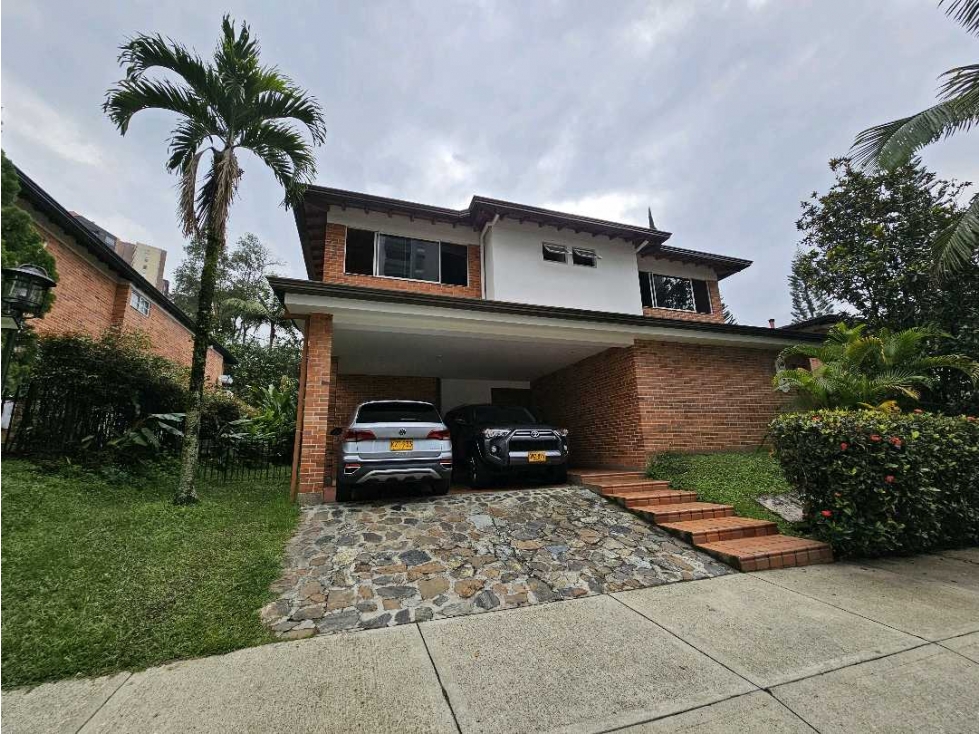 Casa/envigado/benedictinos