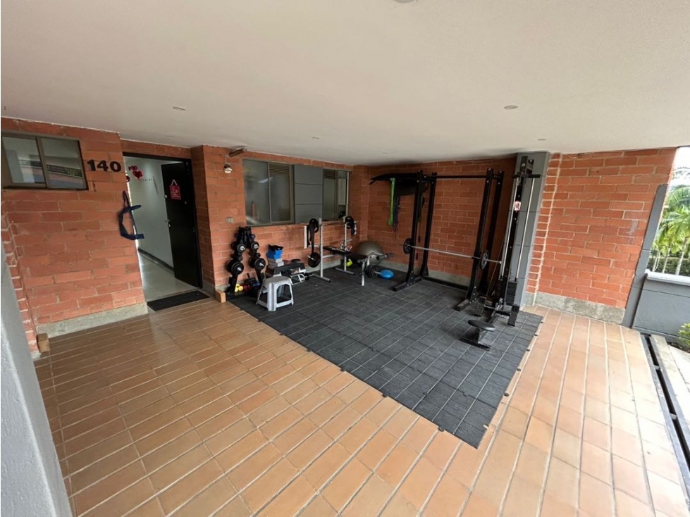 Casa@la@intermedia 240 metros 1550 millones Envigado — foto 4