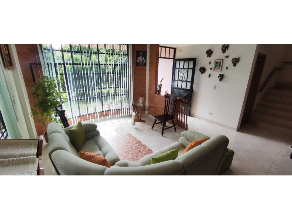 Casalote campestre de 750 M2 en 990 mill urbano en La Mesa cund — foto 2