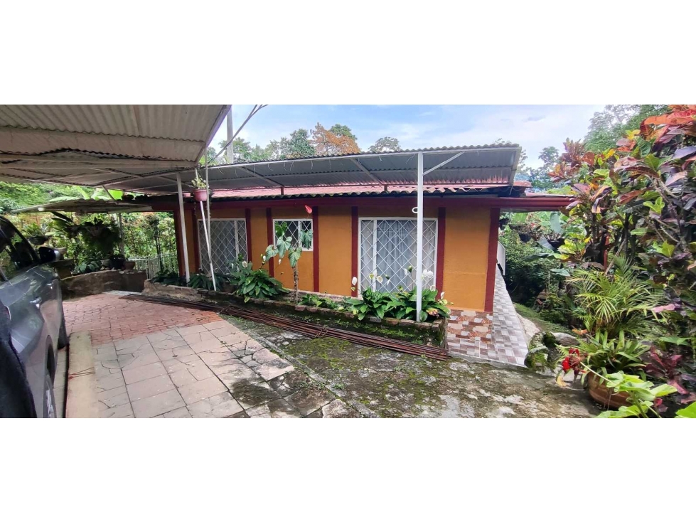 CASALOTE de 1000 M2 en 300 mill en Tena Cund, COL semiurbano - 2