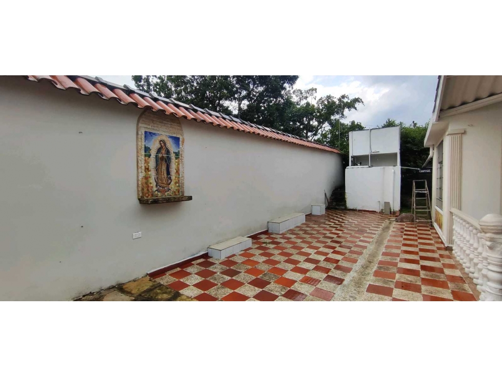Casalote de 1000 M2 en 650 mill en La Mesa Cund, a 10 min del pueblo. — foto 3