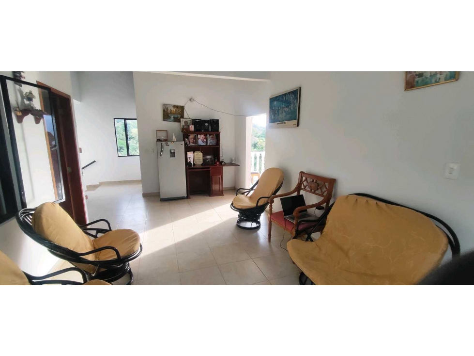 Casalote de 2000 M2 de 490 mill en La Mesa Cund a 13 Min del pueblo — foto 6
