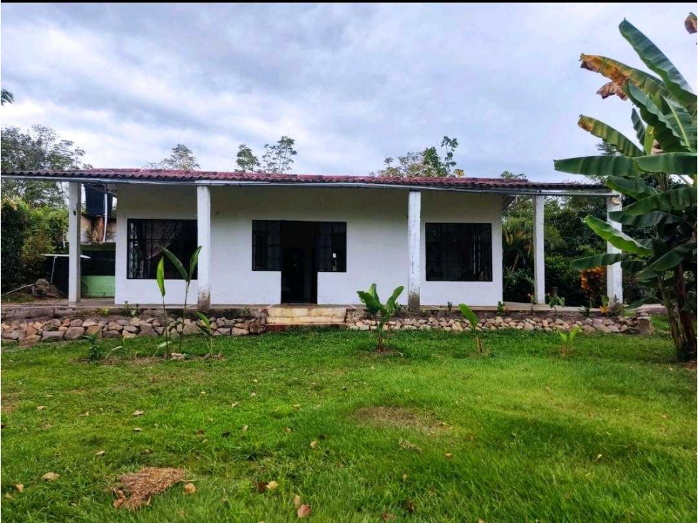 Casalote de 2000 M2 en 485 mill en #lamescundinamarca