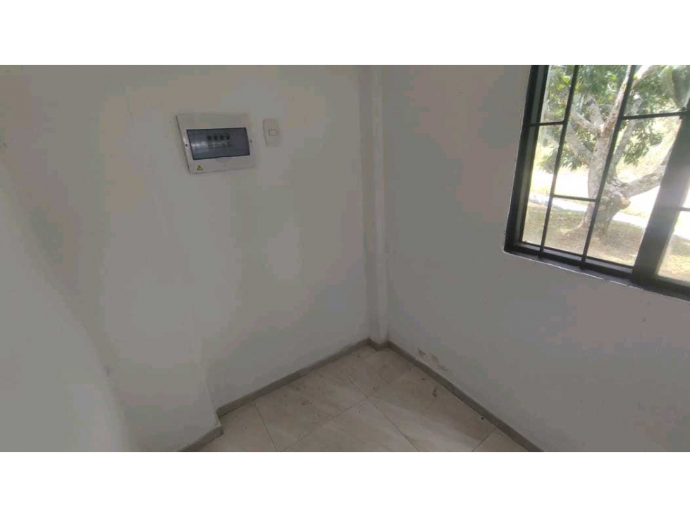 Casalote de 550 M2 en 225 mill en La Mesa Cund, a 5 min del pueblo — foto 6