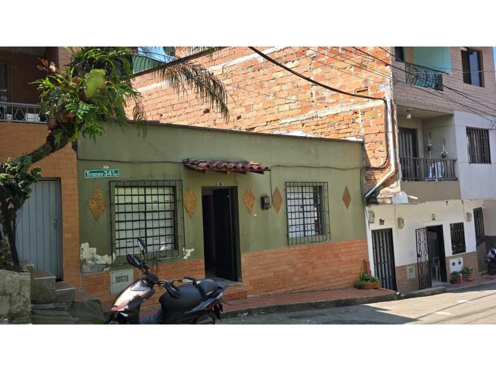 CASALOTE EN VENTA : ENVIGADO, LA SEBASTIANA