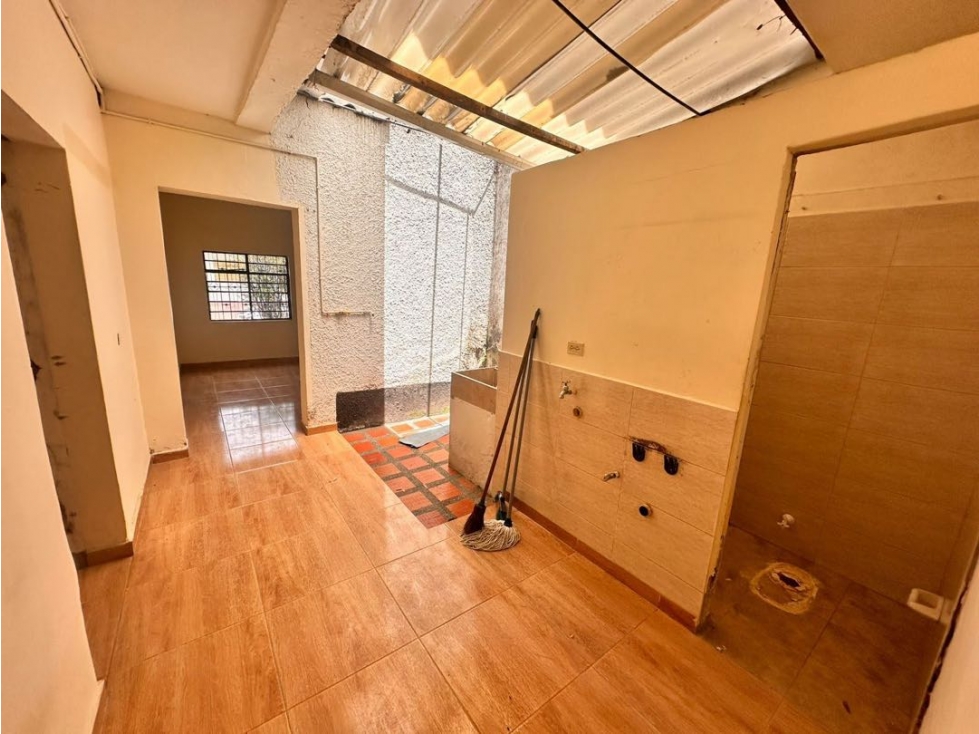 CASA-LOTE PARA PROYECTOS DE VIVIENDA | VILLA HERMOSA EN VENTA F434