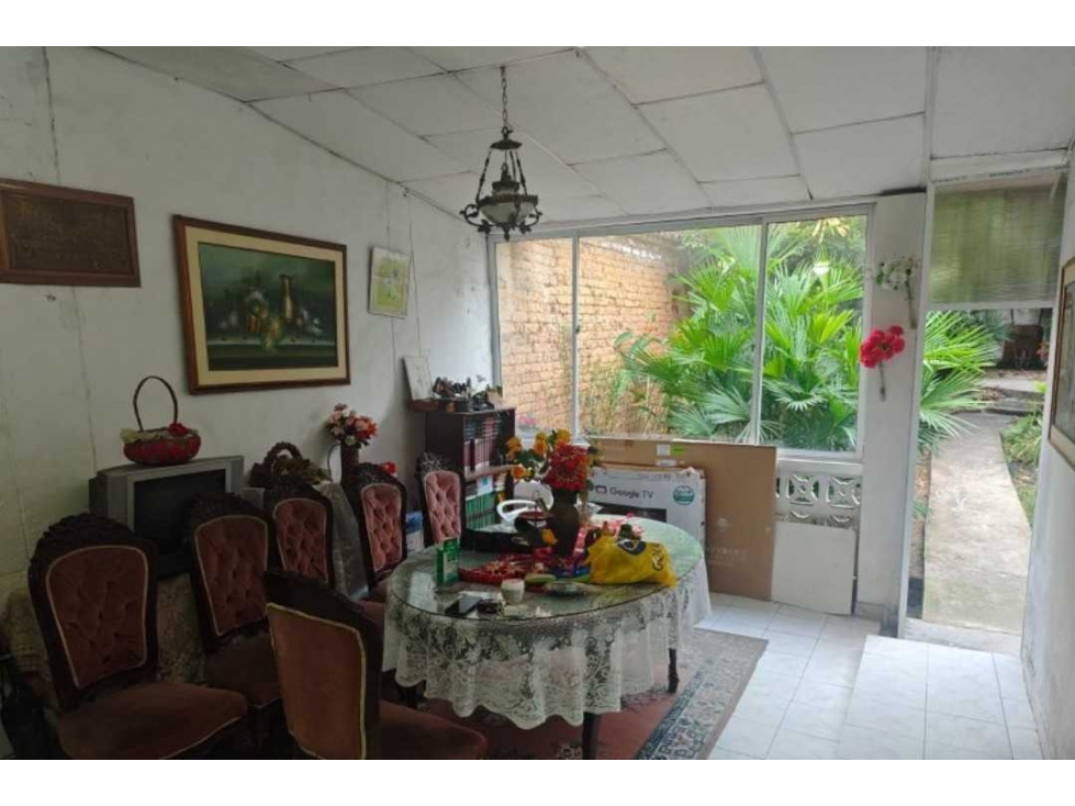 Casalote urbano de 450 mill en la Mesa Cund a 2 cuadras del parque — foto 5
