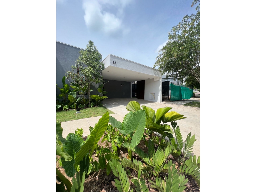 CASAS DUPLEX DE UNA PLANTA EN PANAMÁ PACÍFICO