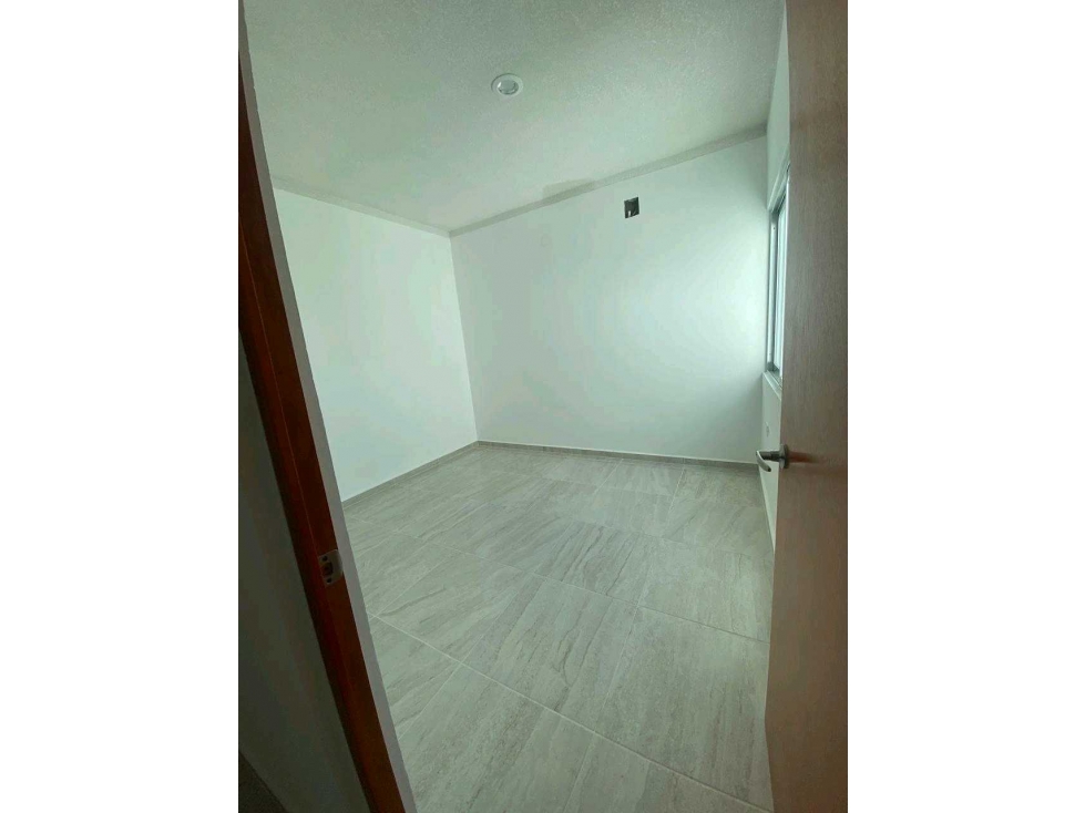 Casa en Venta 3 Recamaras 2.5 Baños Cochera p/2 Autos El Cedro Nacaju - 1