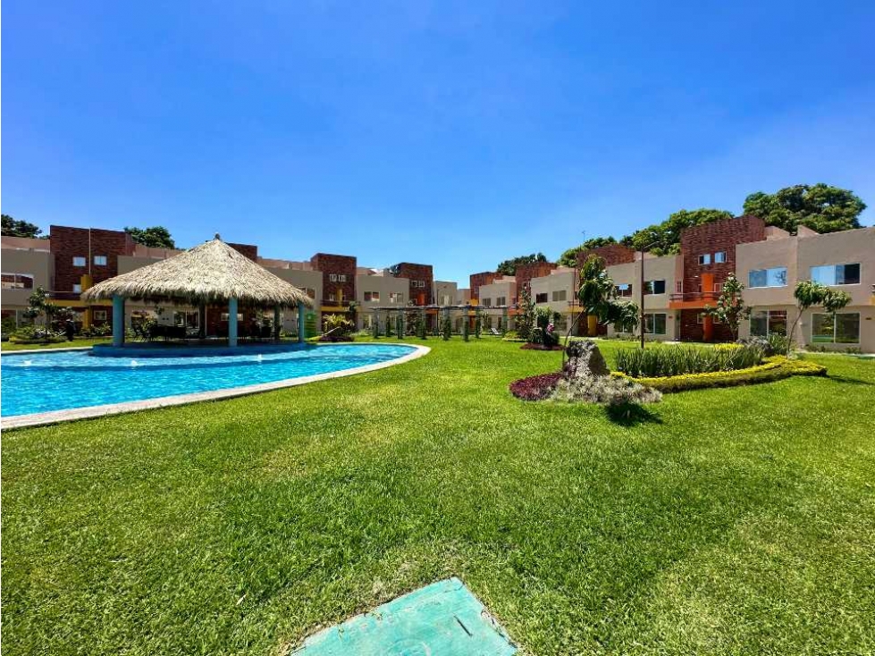 Casas nuevas de 4 Recámaras con ALBERCA Y JARDIN - 3