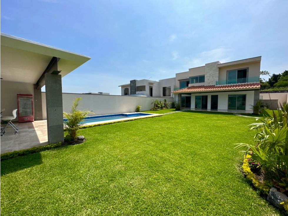 Casas residenciales con alberca y jardín privados en Cuernavaca — foto 2