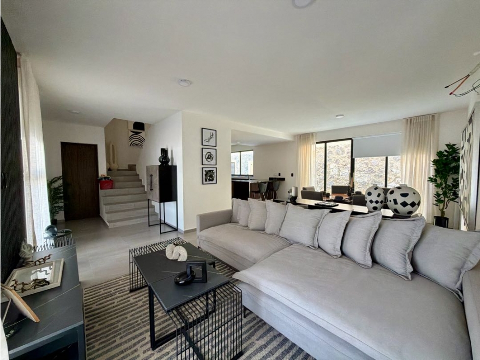 Casas residenciales con alberca y roof garden en venta xochitepec Mor