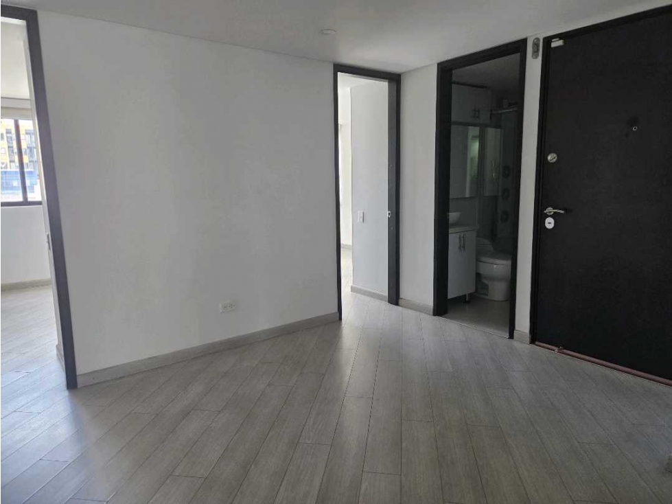 CASTELLANA VENTA APTO EXTERIOR ESTRATO 4 BALCON, 98M2 - 3HAB $780 MILL — foto 6