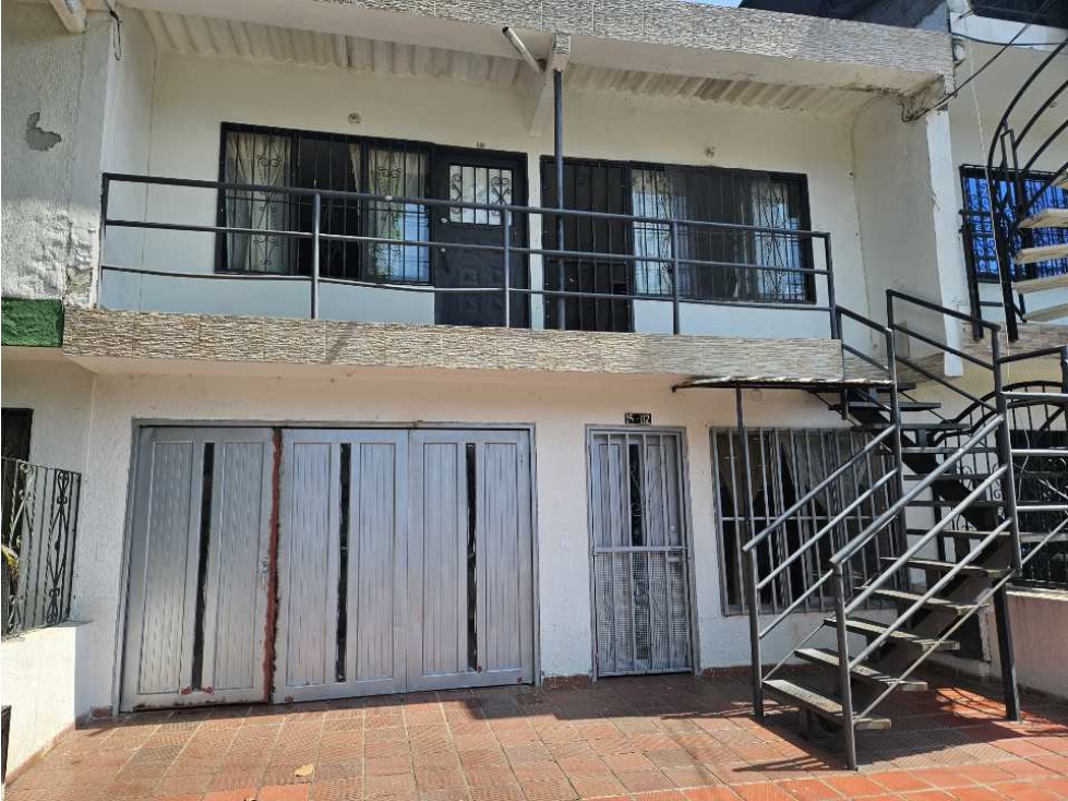 VENDO CASA TRIFAMILIAR EN LA PRADERA JAMUNDI C -KT WS 7202360 - 1
