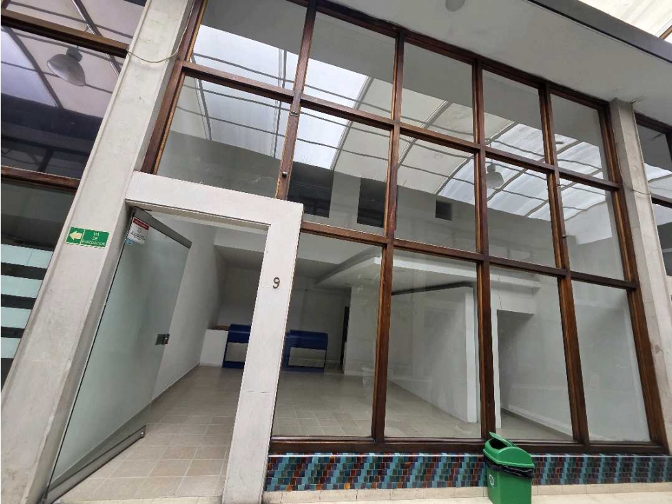 CENTRO CRA 7 CALLE 19 ARRIENDO LOCAL COMERCIAL 80M2 + MZN $5'867.000