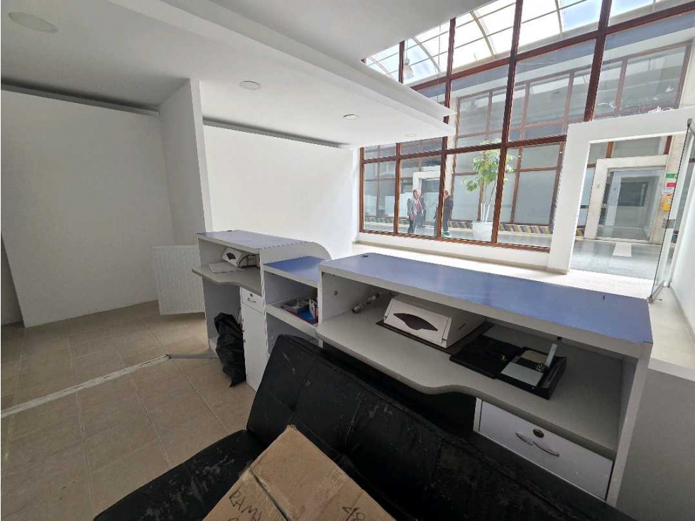 CENTRO CRA 7 CALLE 19 ARRIENDO LOCAL COMERCIAL 80M2 + MZN $5'867.000 — foto 4